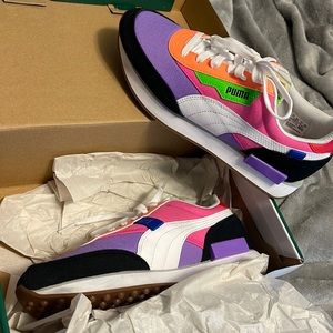 Women puma future rider.